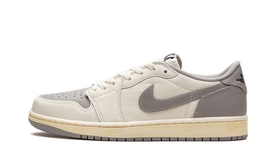 Air Jordan Air Jordan 1 Retro Low OG EX Sail czarny-biały - widok główny z boku | Saturaise.com