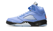 Air Jordan Air Jordan 5 Retro UNC University Blue niebiesko-biały - widok główny z boku | Saturaise.com