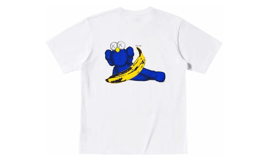KAWS x Uniqlo Warhol UT Graphic 471321 T-shirt White - widok główny z boku - Kolekcjonerska figurka