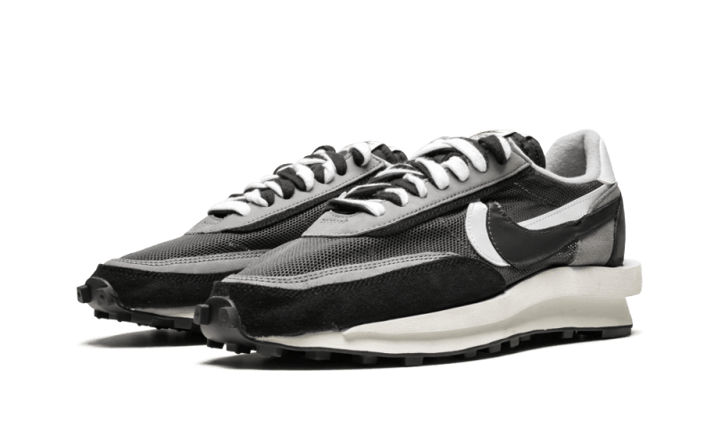 Kup oryginalne LD Waffle Sacai Black Anthracite - widok z drugiego boku - Sneakersy