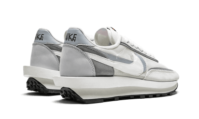 Buty Sacai LD Waffle Sacai White Grey - widok z przodu - Rozmiary EU