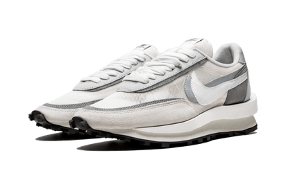 Kup oryginalne LD Waffle Sacai White Grey - widok z drugiego boku - Sneakersy