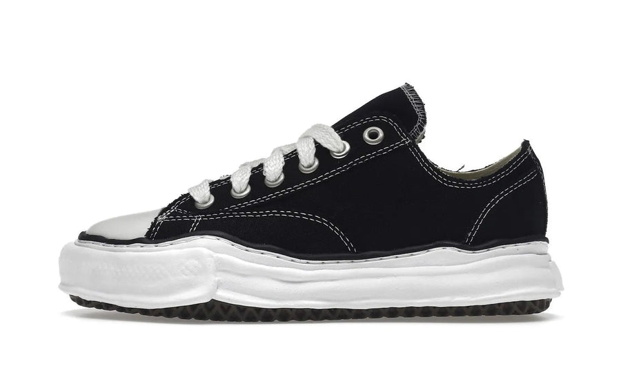 Maison Mihara Yasuhiro Maison Mihara Yasuhiro Peterson OG Sole Canvas Low Black czarny-biały - widok główny z boku | Saturais