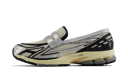 New Balance New Balance 1906L Silver Metallic Cream beżowy-srebrny - widok główny z boku | Saturaise.com