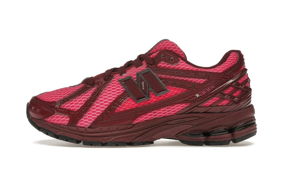 New Balance New Balance 1906R Zalando Trail Mix Maroon Pink różowy-burgundowy - widok główny z boku | Saturaise.com