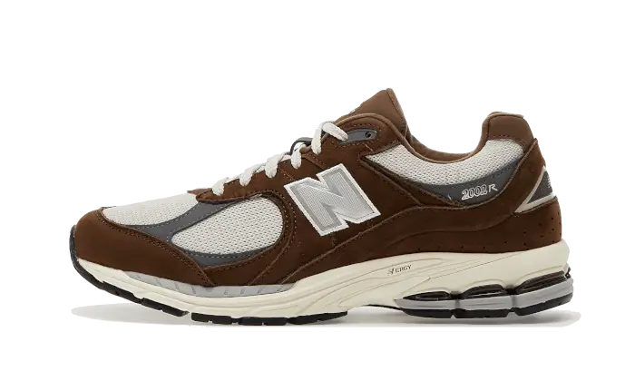 New Balance 2002R Brown Beige brązowy-beżowy - widok główny z boku | Saturaise.com