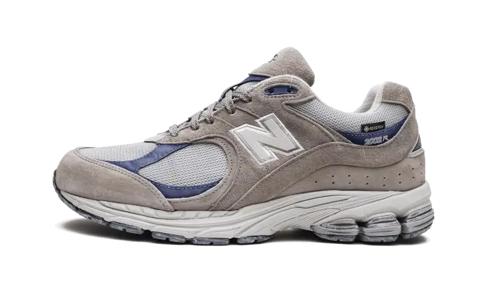 New Balance 2002R Gore-Tex Light Grey szary - widok główny z boku | Saturaise.com