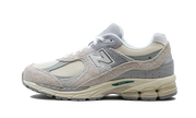 New Balance 2002R Linen beżowy - widok główny z boku | Saturaise.com