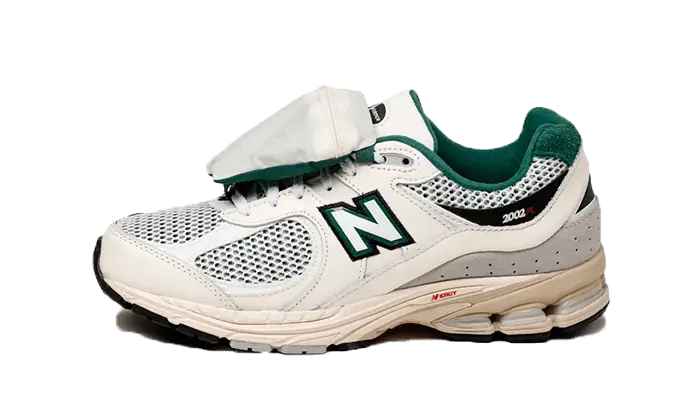 New Balance 2002R Sea Salt Vintage Teal biały-zielony - widok główny z boku | Saturaise.com