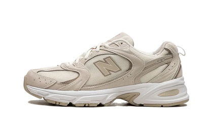 New Balance 530 Sea Salt Moonbeam - widok główny z boku | Saturaise.com