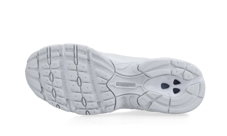 Buty Yeezy New Balance 530 Triple White - widok z przodu - Rozmiary EU