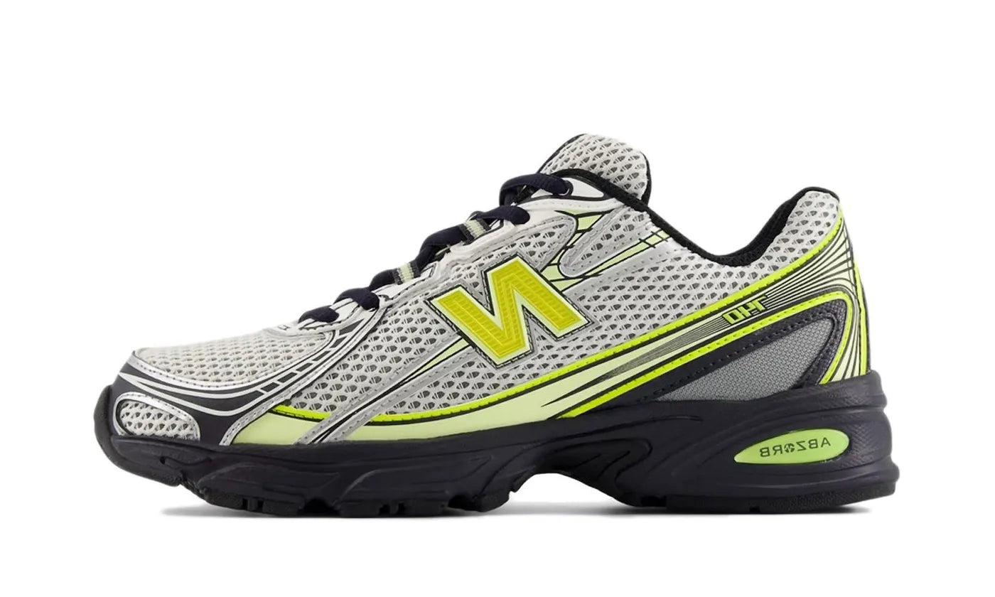 New Balance New Balance 740v2 Sea Salt Phantom brązowy - widok główny z boku | Saturaise.com