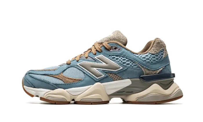 New Balance 9060 Bodega Age of Discovery czerwony-niebieski - widok główny z boku | Saturaise.com