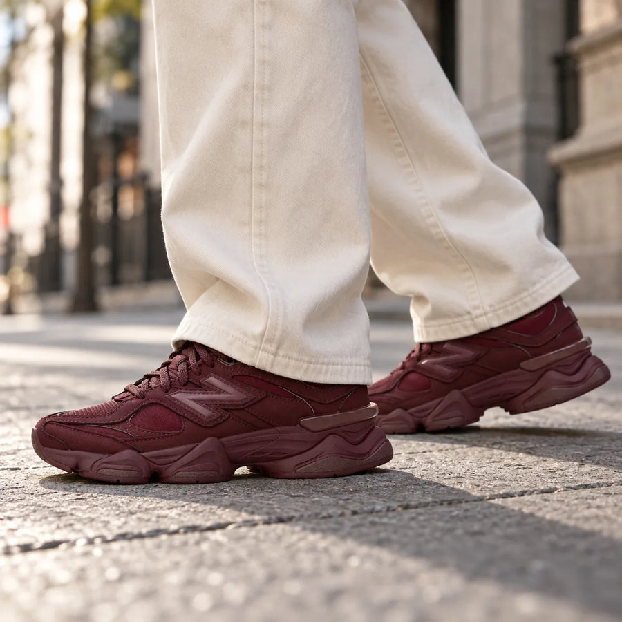 New Balance 9060 Burgundy - zdjęcie 2