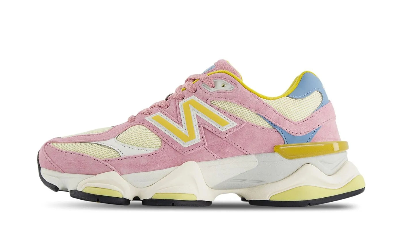 New Balance New Balance 9060 Pink Taffy Calcium różowy - widok główny z boku | Saturaise.com