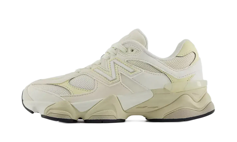 New Balance 9060 Sea Salt Linen - widok główny z boku | Saturaise.com