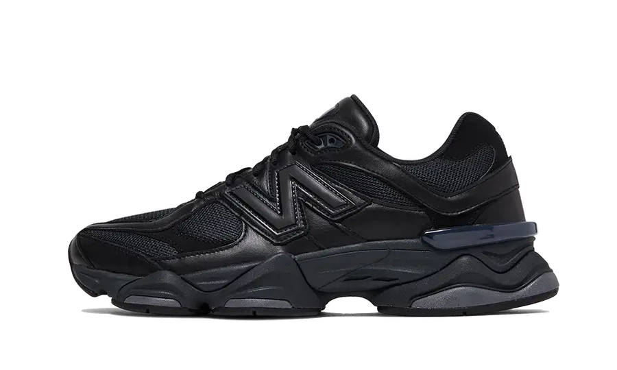 New Balance 9060 Triple Black Leather czarny - widok główny z boku | Saturaise.com
