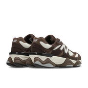 New Balance 9060 Triple Brown - zdjęcie 3