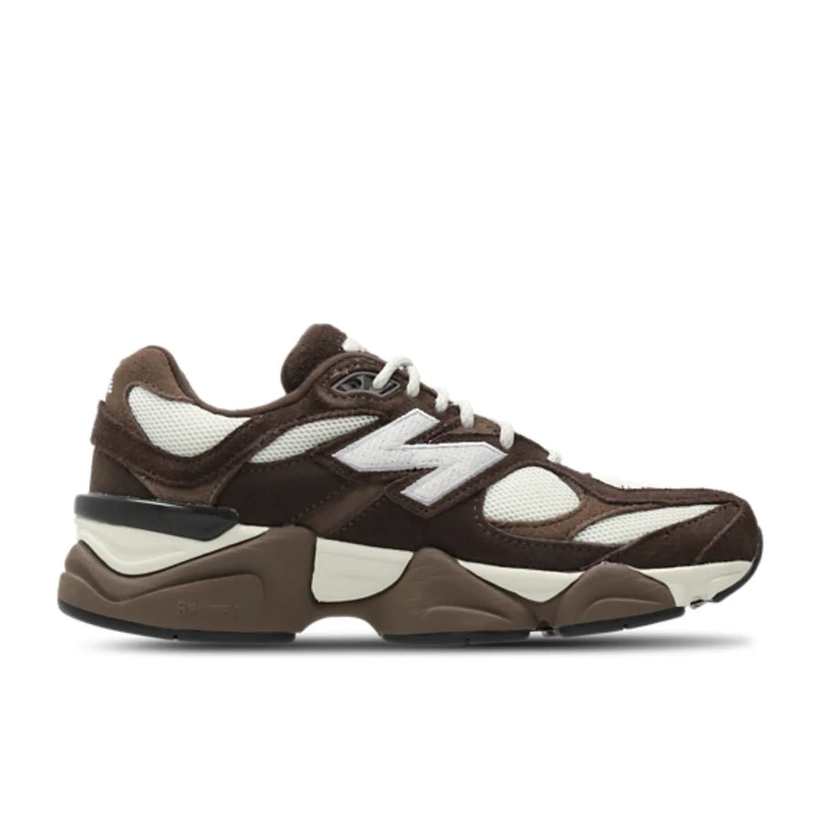 New Balance 9060 Triple Brown - zdjęcie 4