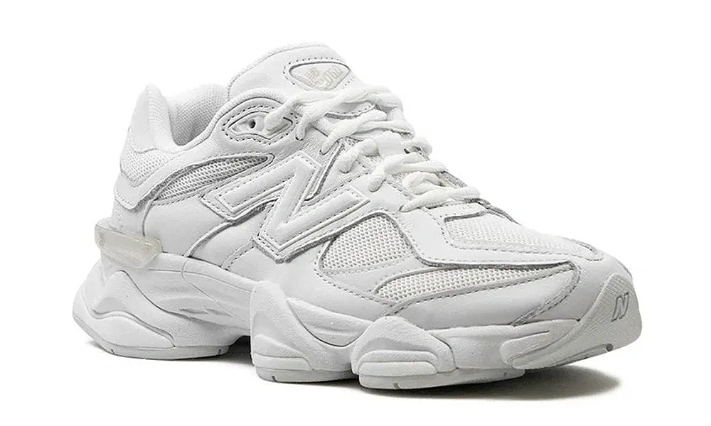 New Balance 9060 Triple White - zdjęcie 2