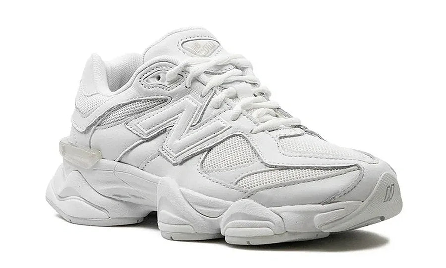 New Balance 9060 Triple White - zdjęcie 2