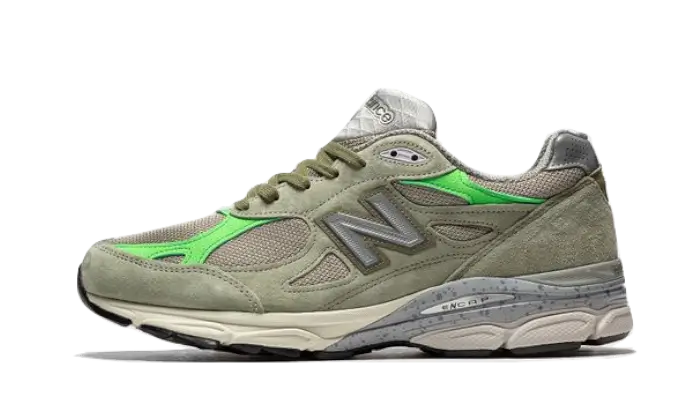 New Balance 990 V3 Patta Keep Your Family Close zielony-szary - widok główny z boku | Saturaise.com