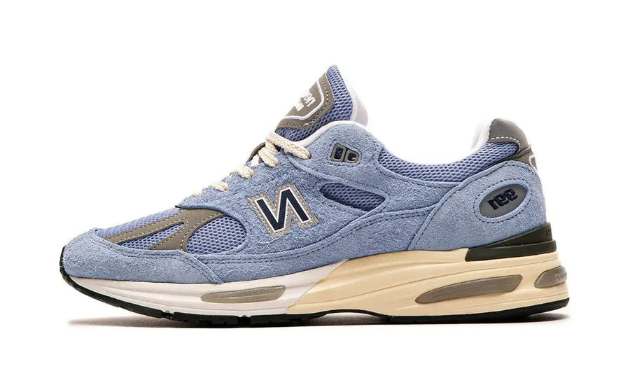 New Balance New Balance 991v2 MiUK Celestial Blue niebieski-szary - widok główny z boku | Saturaise.com