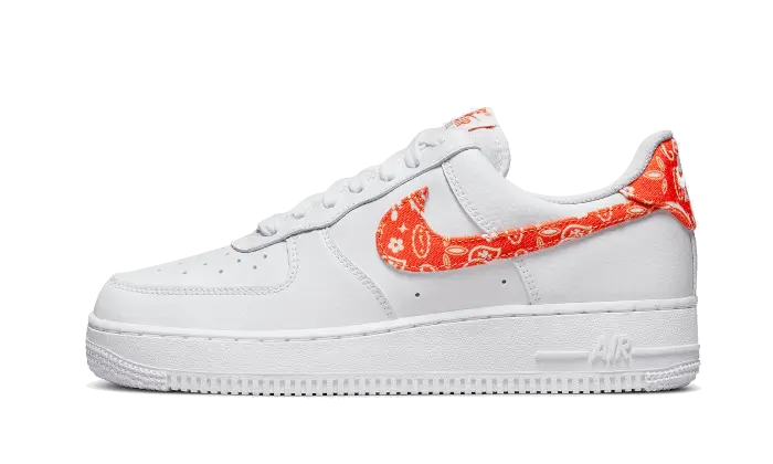 Nike Air Force 1 Low '07 Essential Orange Paisley biały-pomarańczowy - widok główny z boku | Saturaise.com