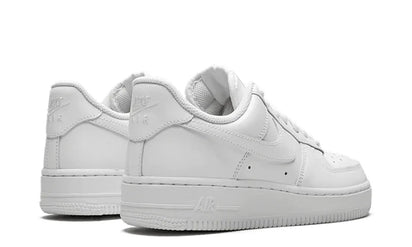 Nike Air Force 1 Low '07 Triple White - zdjęcie 3