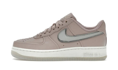 Nike Air Force 1 Low SP A Ma Maniére While You Were Sleeping beżowy-srebrny - widok główny z boku | Saturaise.com