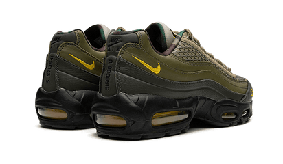 Buty Nike Air Max 95 SP Corteiz Sequoia - widok z przodu - Rozmiary EU