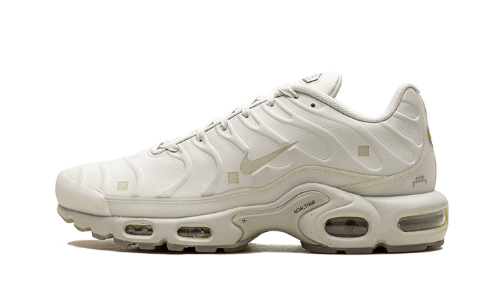 Nike Air Max Plus A-COLD-WALL Platinum Tint czarny-biały - widok główny z boku | Saturaise.com