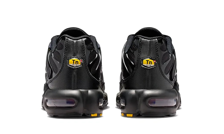 Nike Air Max Plus Black Team Crimson - zdjęcie 6