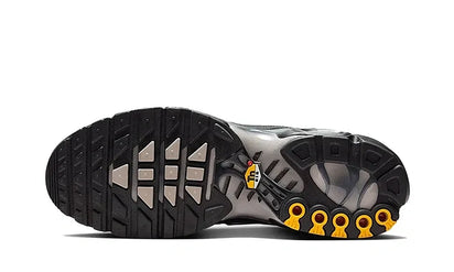 Nike Air Max Plus 'Cordura Pack – Dark Smoke Grey’ - zdjęcie 3