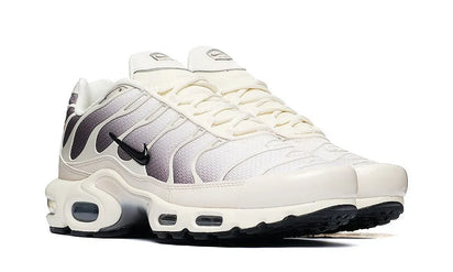 Nike Air Max Plus Light Orewood Cave Stone - zdjęcie 2