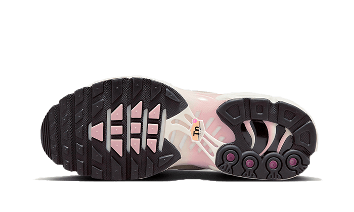 Buty Nike Air Max Plus Rose - widok z przodu - Rozmiary EU