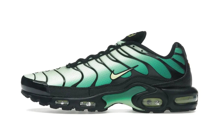Nike Air Max Plus Vapor Green Malachite Black Light Lemon Twist czarny-zielony - widok główny z boku | Saturaise.com