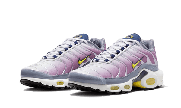 Air Max Plus Violet Dust - Kup oryginalne Air Max Plus Violet Dust FN8007-500 - widok z drugiego boku - Sneakersy