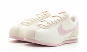 Nike Cortez Valentine's Day (2025) - zdjęcie 2
