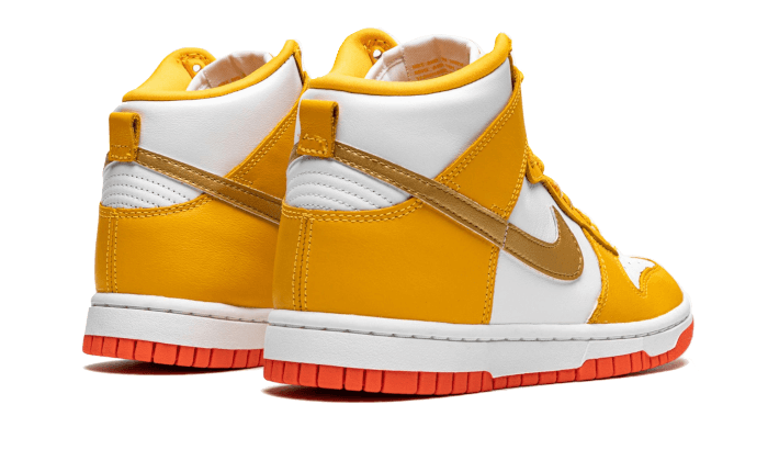 Buty Nike Dunk High University Gold - widok z przodu - Rozmiary EU