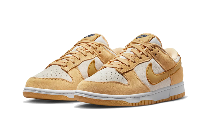 Kup oryginalne Dunk Low Celestial Gold Suede DV7411-200 - widok z drugiego boku - Sneakersy