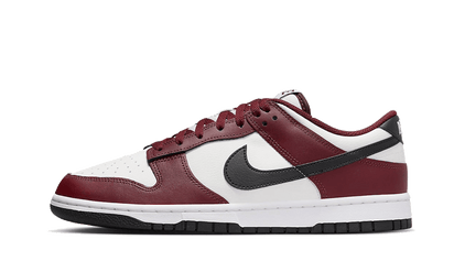 Yeezy Dunk Low Dark Team Red Black czarny-czerwony - widok główny z boku | Saturaise.com