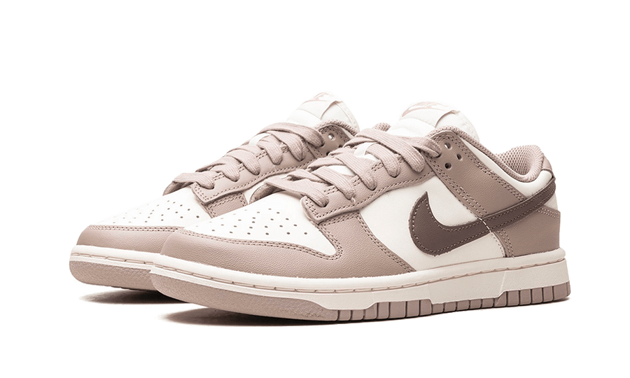 Kup oryginalne Nike Dunk Low Diffused Taupe - widok z drugiego boku - Sneakersy