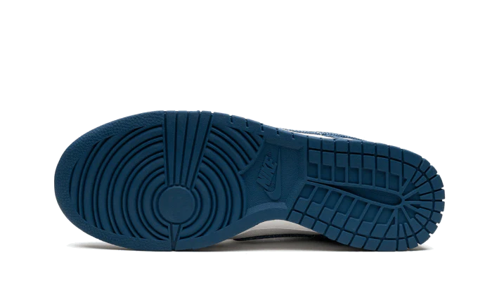 100% Oryginalne Dunk Low Industrial Blue Sashiko - widok z tyłu - 1240.00 PLN