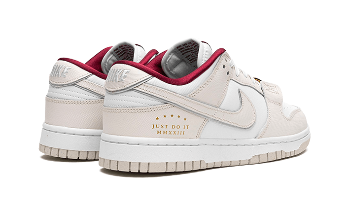 Buty Nike Dunk Low Just Do It White Phantom - widok z przodu - Rozmiary EU