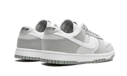 Buty Nike Dunk Low LX Light Smoke Grey - widok z przodu - Rozmiary EU