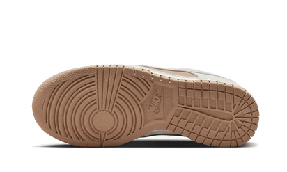 Buty Nike Dunk Low Next Nature Beige Sail - widok z przodu - Rozmiary EU