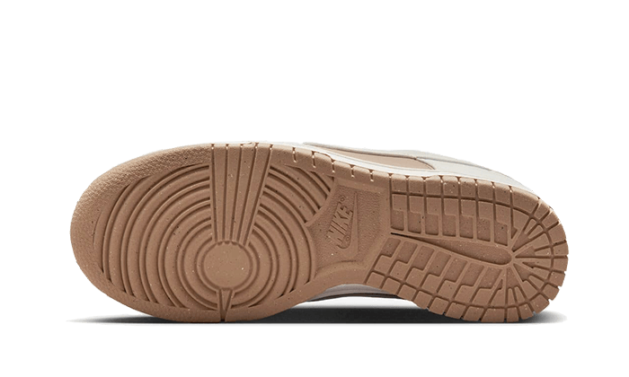 Buty Nike Dunk Low Next Nature Beige Sail - widok z przodu - Rozmiary EU