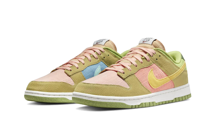 Kup oryginalne Dunk Low Next Nature Sun Club Arctic Orange DM0583-800 - widok z drugiego boku - Sneakersy