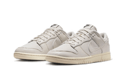 Kup oryginalne Dunk Low Premium Light Orewood Brown DZ2538-100 - widok z drugiego boku - Sneakersy